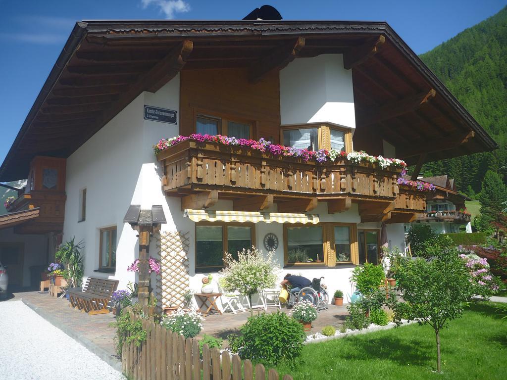 Haus Bellis Apartment Neustift im Stubaital Bagian luar foto